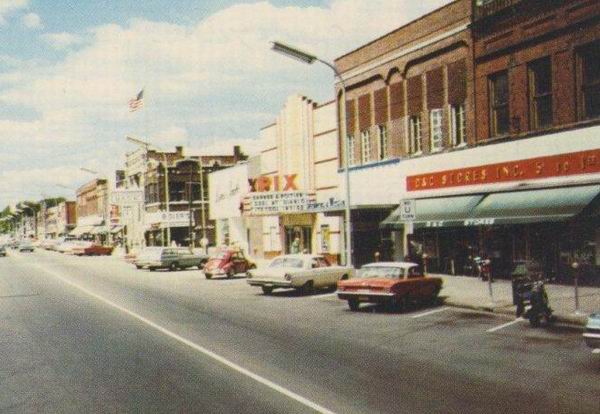 Pix Theatre - 1974 Photo From Paul (newer photo)